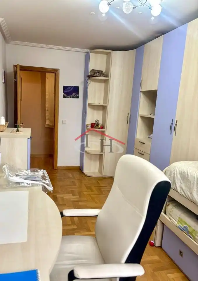 Schlafzimmer von Wohnung zum Verkauf in San Andrés del Rabanedo mit Heizung, Parkett und Abstellraum
