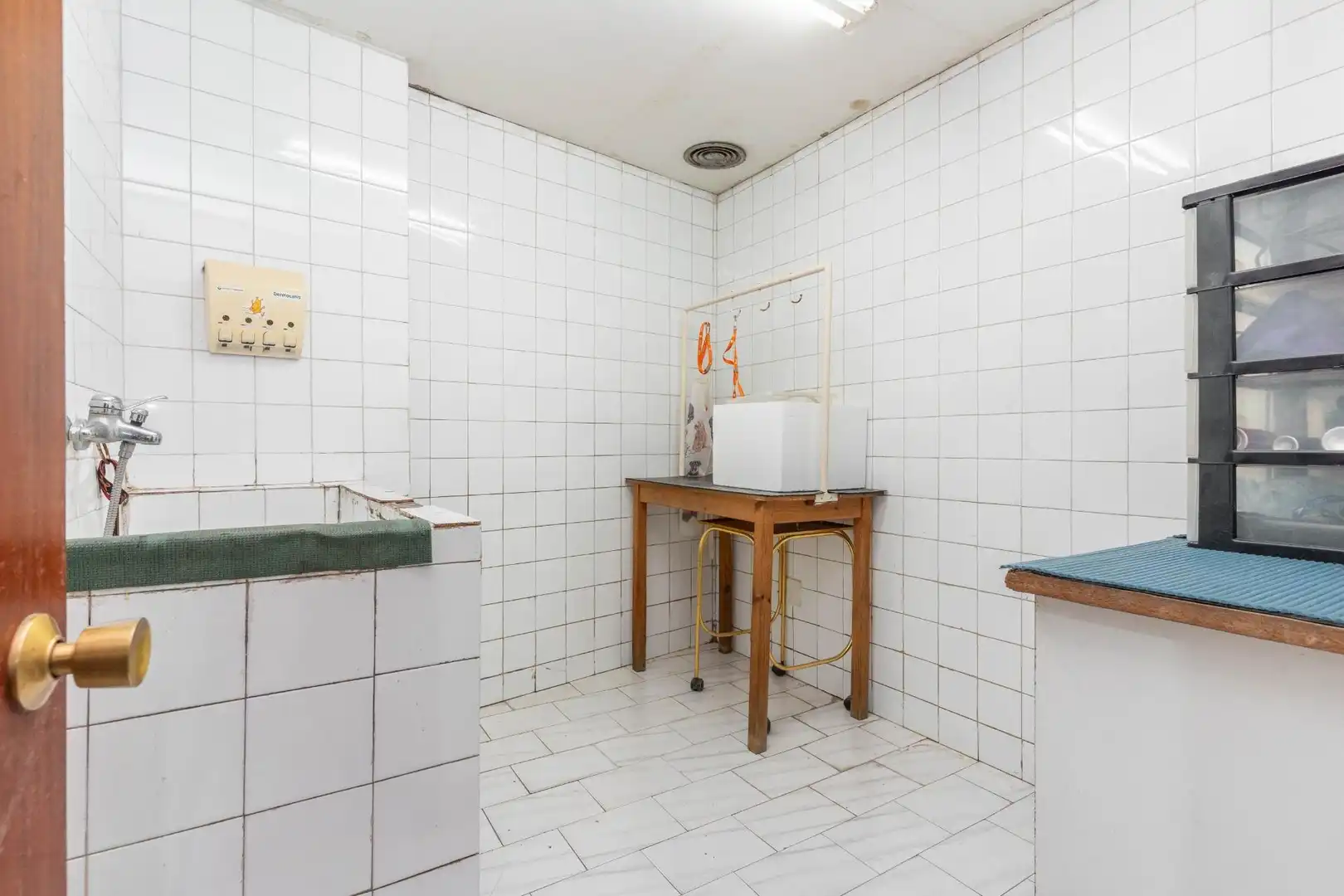 Badezimmer von Geschaftsraum zum Verkauf in Mieres (Asturias)