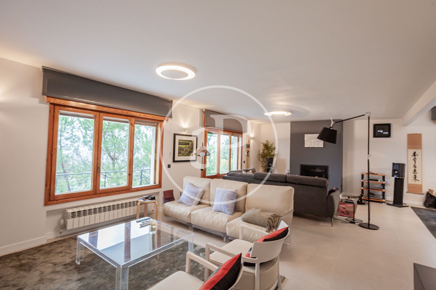 Sala d'estar de Casa o xalet en venda en Collado Villalba amb Calefacció, Jardí privat i Terrassa