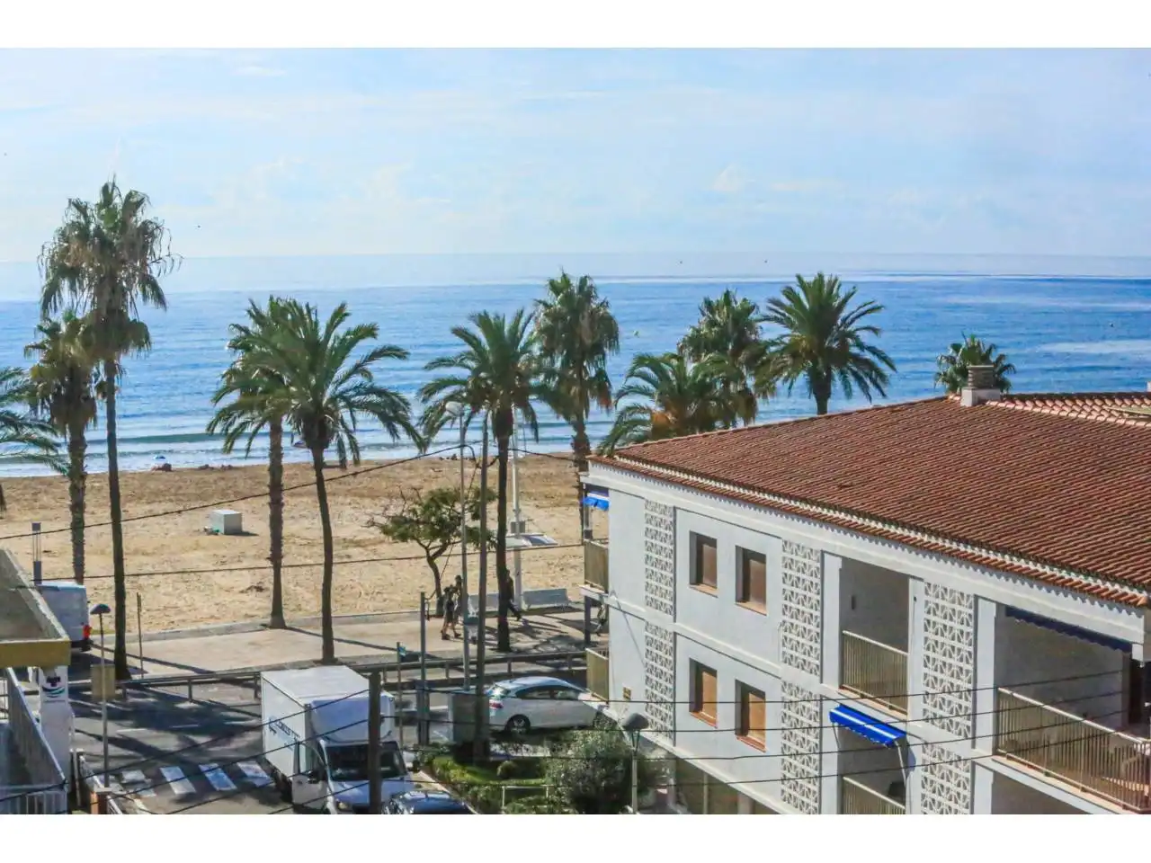Vista exterior de Piso en venta en Cambrils con Aire acondicionado, Amueblado y Balcón