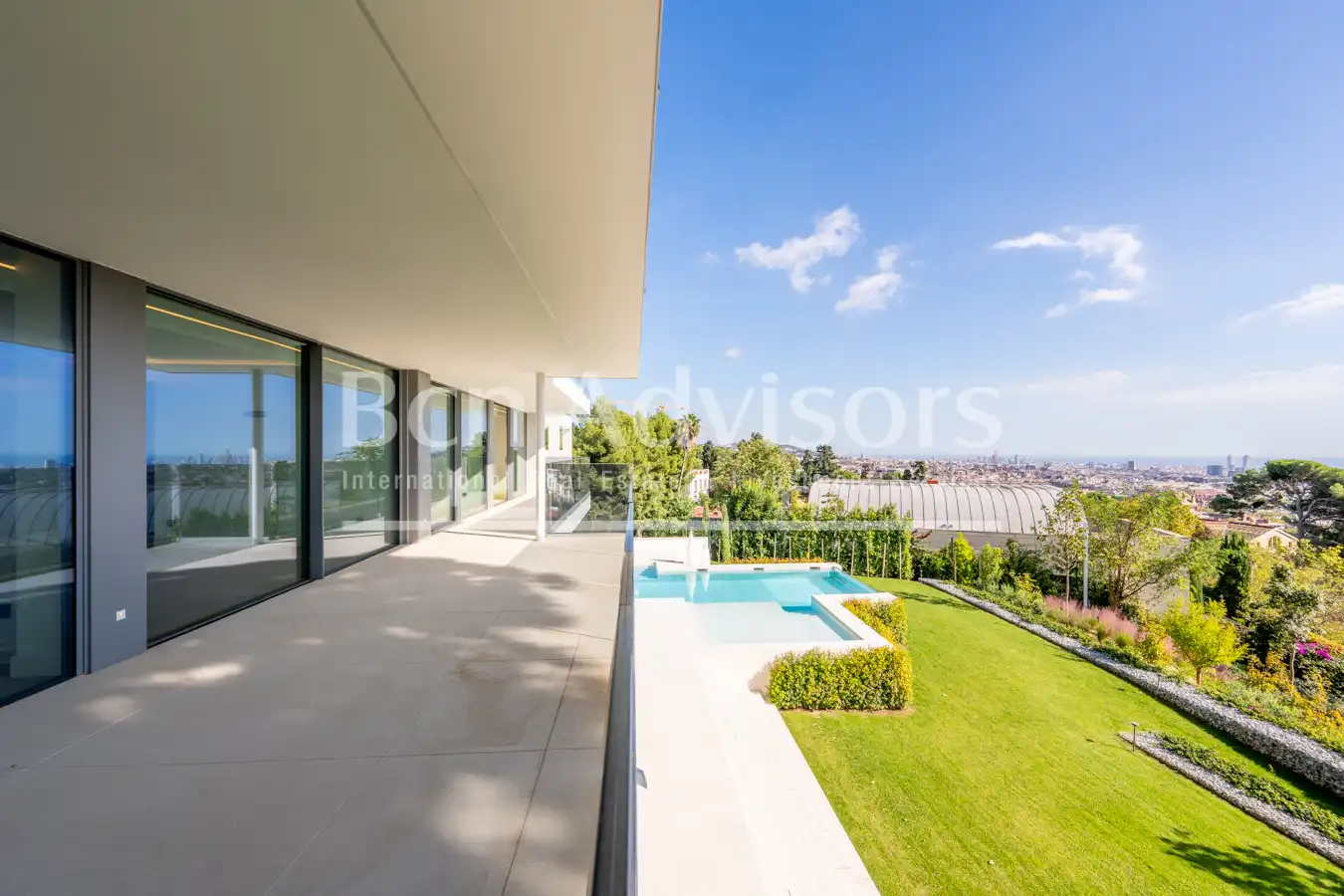 Vista exterior de Casa o chalet en venta en Barcelona con Aire acondicionado, Calefacción y Jardín privado