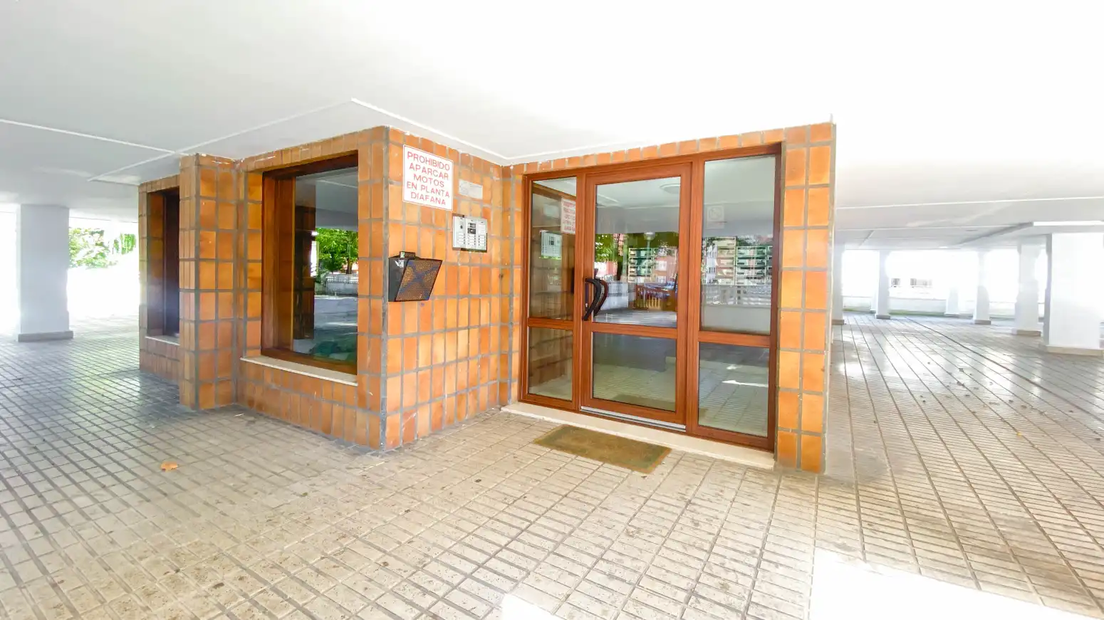 Pis amb jardí en venda a Alisal - San Román, imagen 44