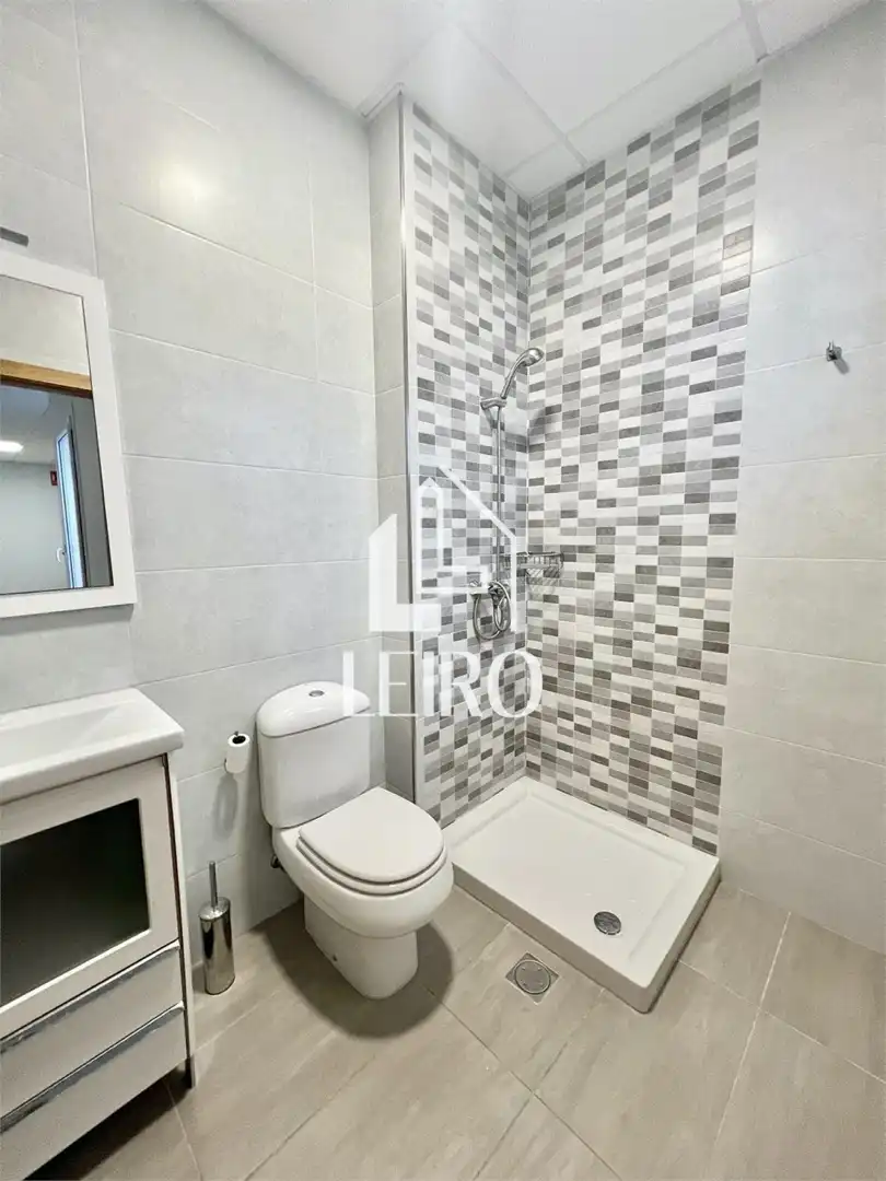 Bathroom of Commercial properties for rent in Vilanova de Arousa
