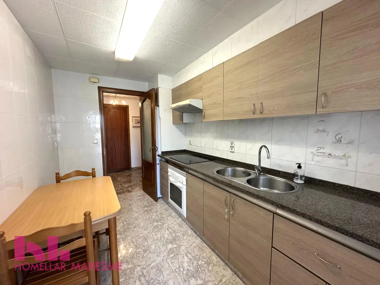 Cuina de Pis en venda en Calella amb Aire condicionat, Calefacció i Terrassa