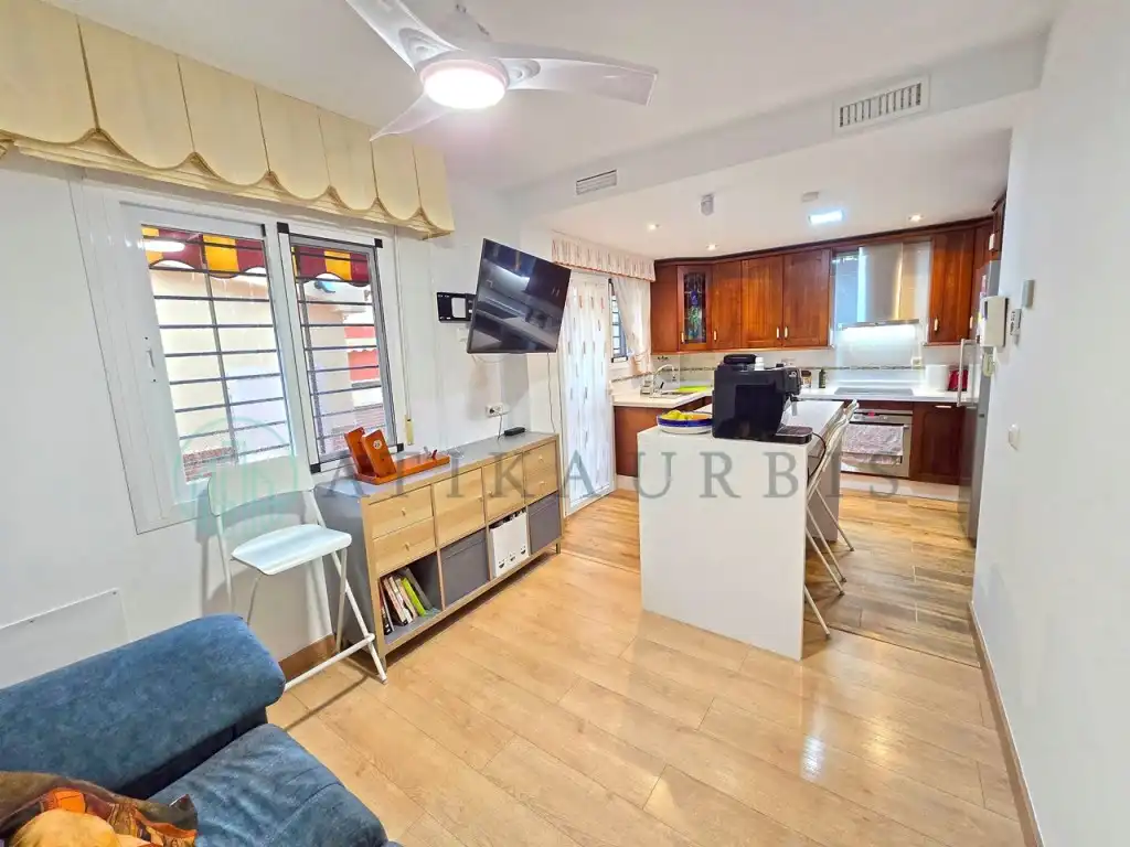 Exterior view of Houses for sale in Málaga  with Air Conditioner and Terrace