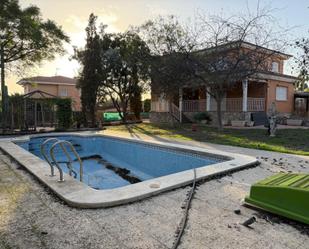 Piscina de Casa o xalet en venda en San Vicente del Raspeig / Sant Vicent del Raspeig amb Aire condicionat, Calefacció i Jardí privat