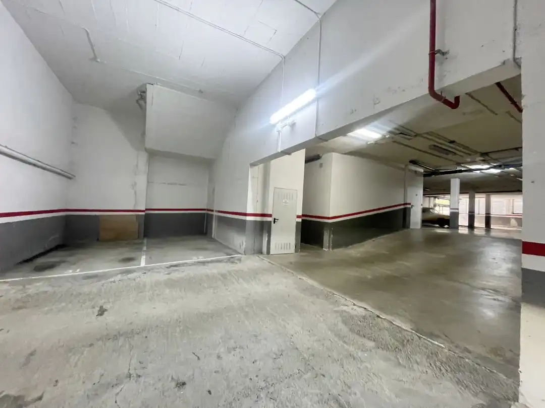 Aparcamiento en venta en Santa Klara Kalea, imagen 2