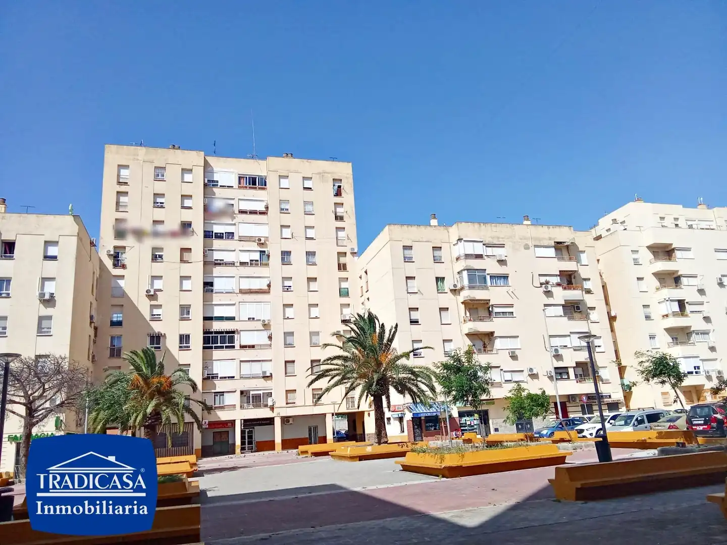 Vista exterior de Pis en venda en Jerez de la Frontera amb Parquet i Terrassa