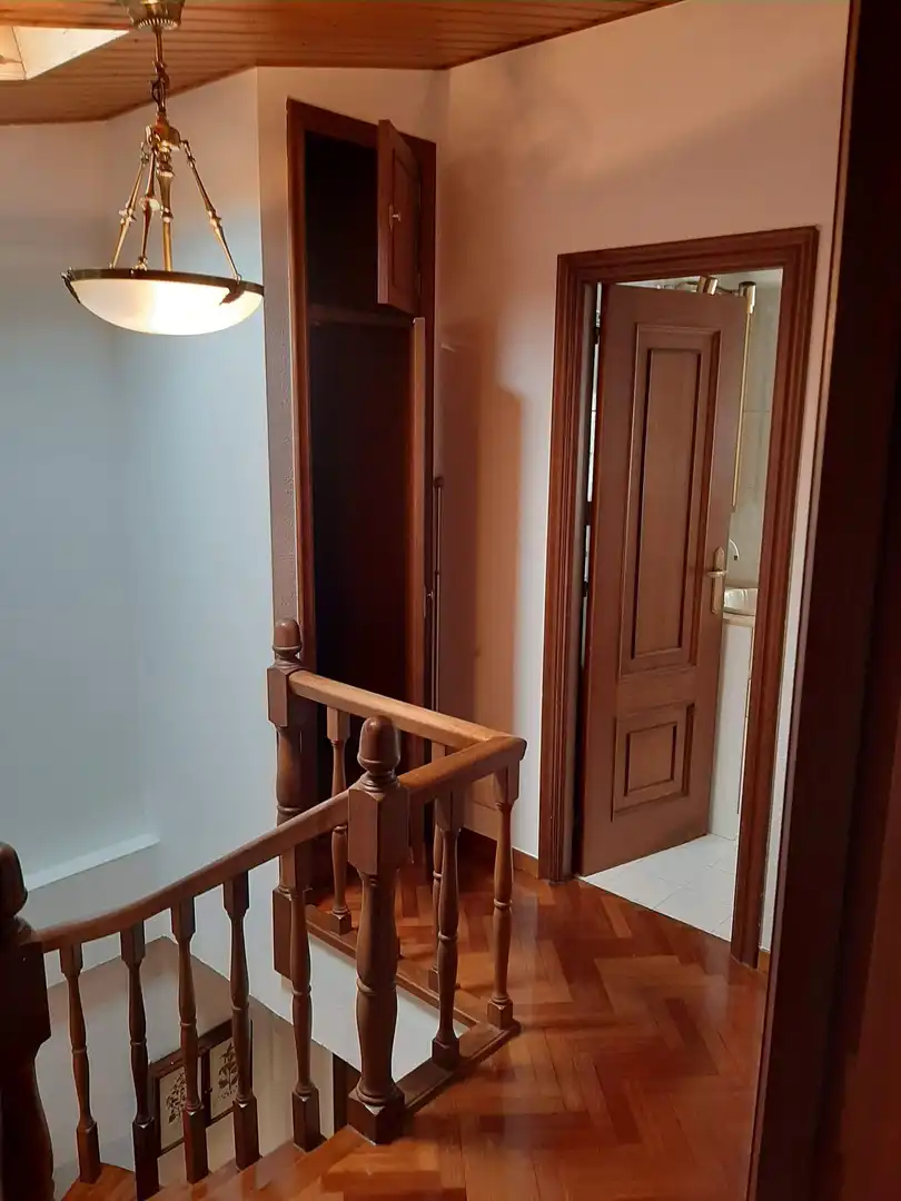 Dúplex en venta en Oleiros con Calefacción, Parquet y Terraza