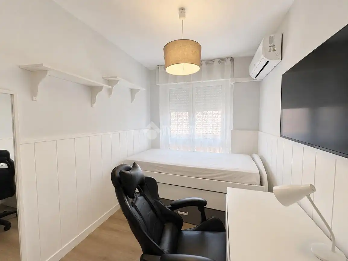Habitación de Piso en venta en Boadilla del Monte con Amueblado