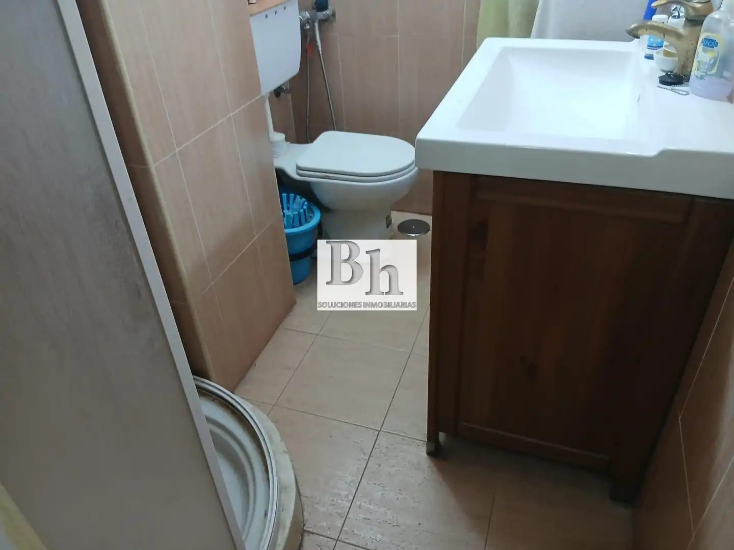 Baño de Local en venta en Málaga con Aire acondicionado