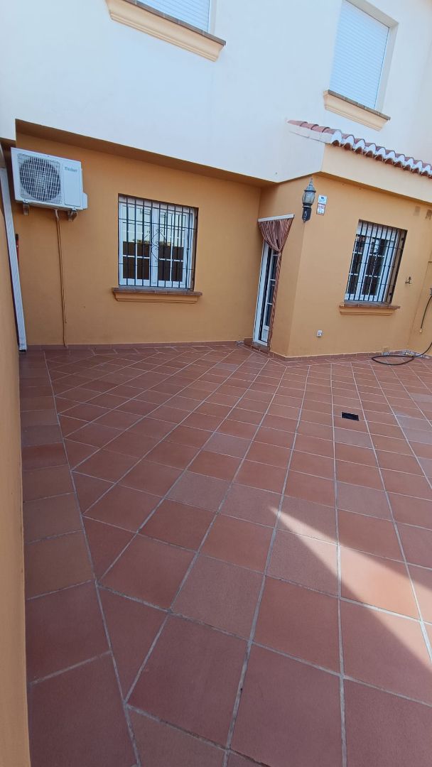 Terrace of House or chalet to rent in Cájar