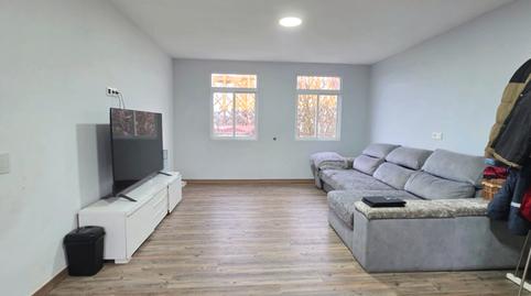 Foto 3 de Casa adosada en venta en Estrada Do Peiráo, Fene, A Coruña