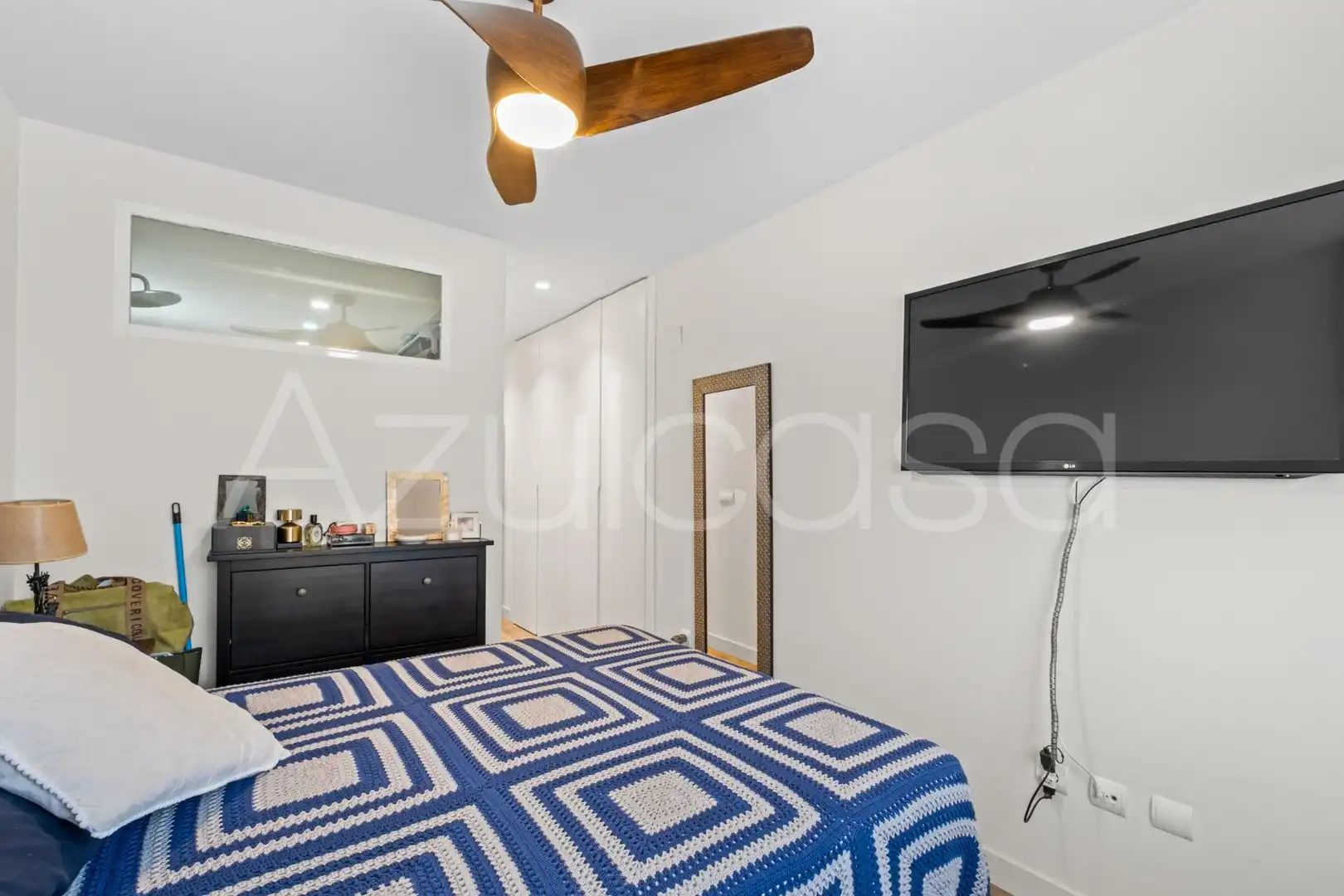Piso en venta en Alicante / Alacant con Aire acondicionado y Piscina comunitaria