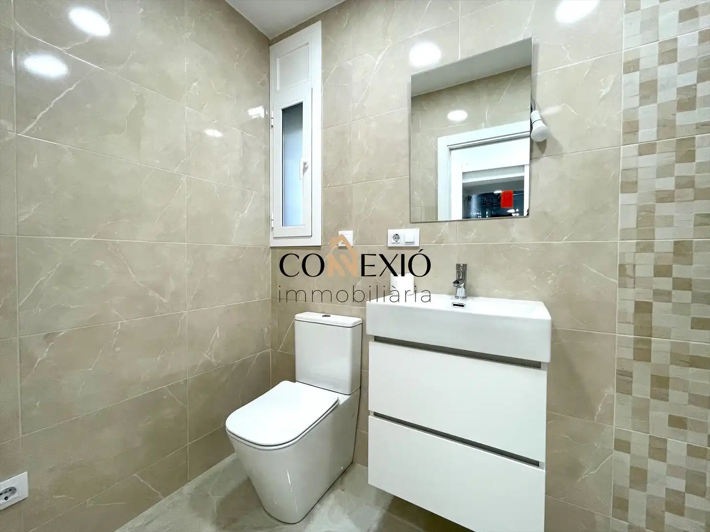 Baño de Planta baja en venta en Sarrià de Ter con Aire acondicionado, Calefacción y Terraza
