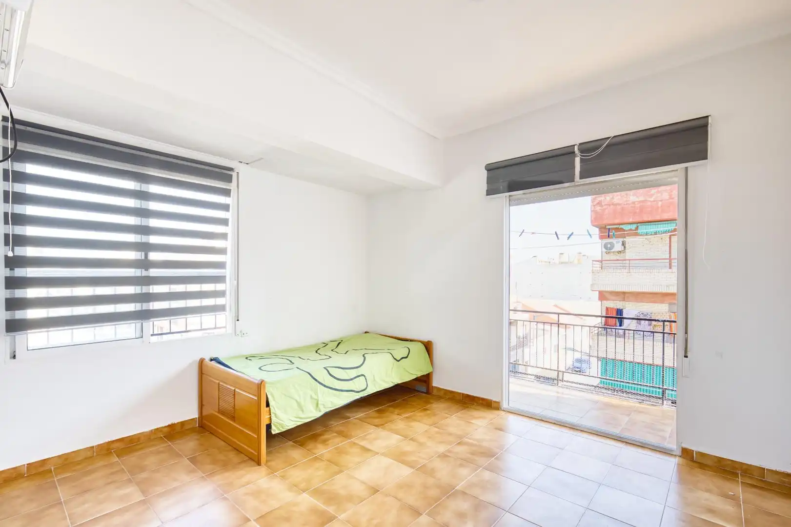 Habitación de Piso en venta en Almoradí con Aire acondicionado, Amueblado y Balcón