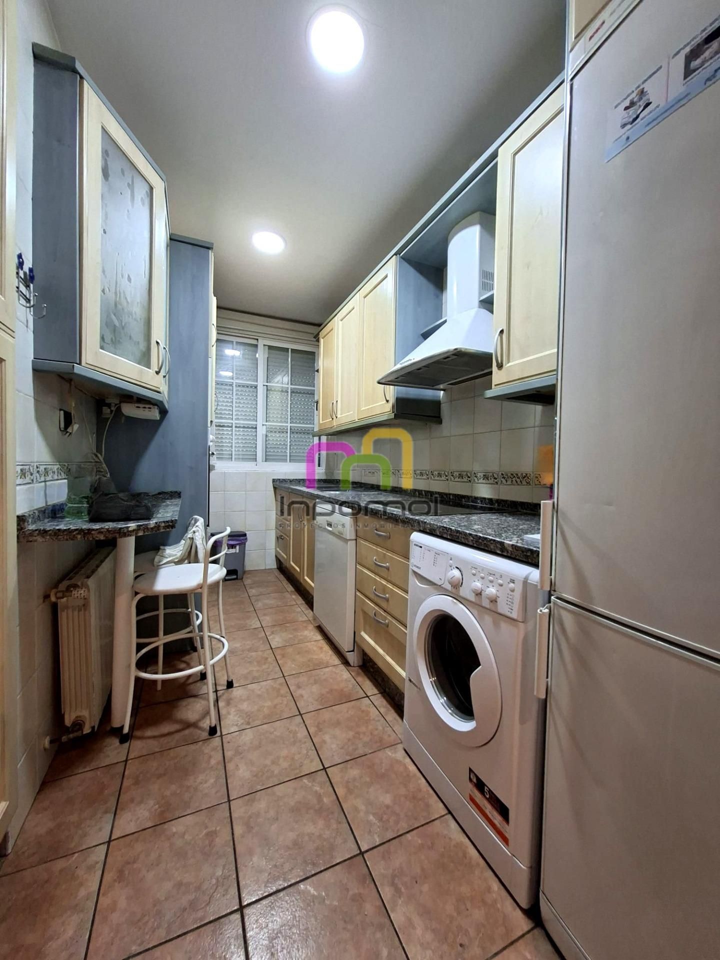 Kitchen of Flat to rent in Badajoz Capital  with Air Conditioner, Heating and Balcony