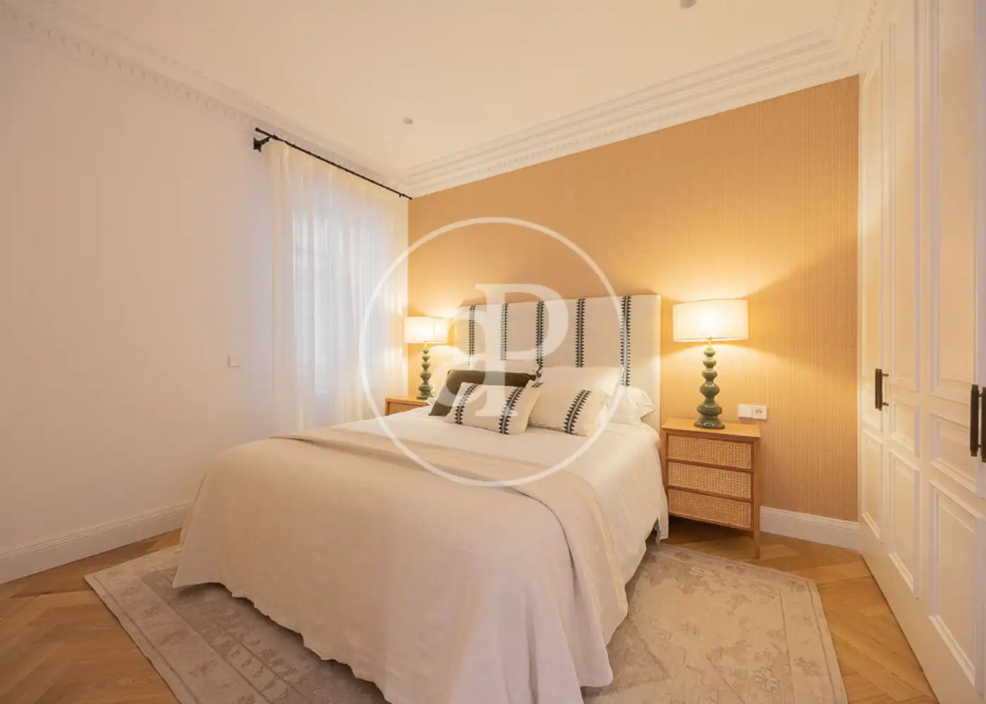 Bedroom of Flat for sale in Madrid  with Air Conditioner, Heating and Furnished
