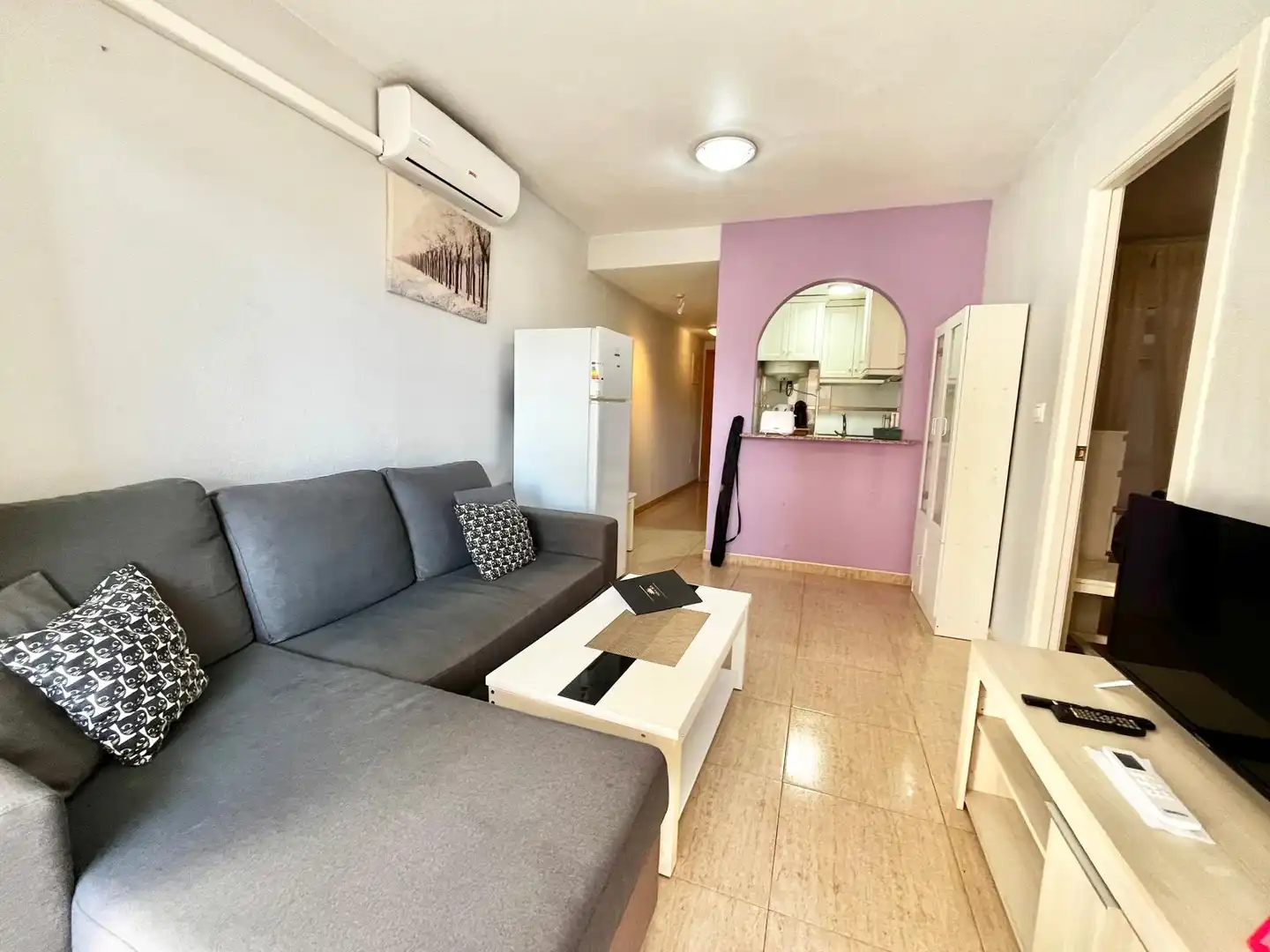 Living room of Flat for rent in Torrevieja  with Air Conditioner, Terrace and Swimming Pool