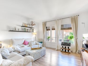 Piso con balcón en venta en Centre