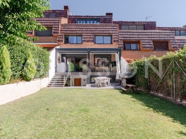 Reihenhaus mit Pool zum Verkauf in El Soto de la Moraleja
