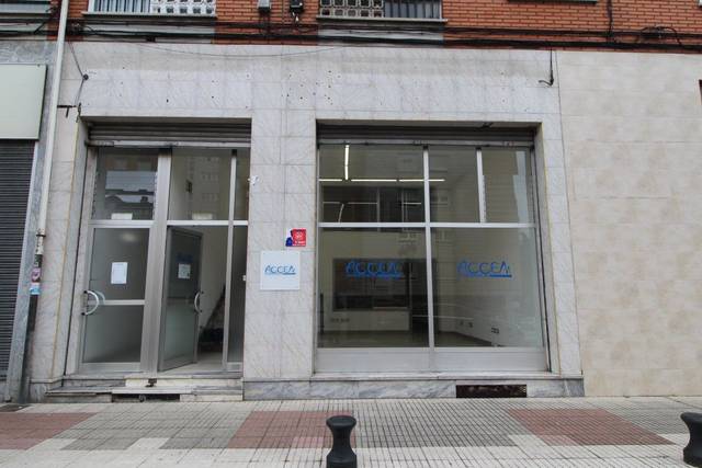 Local comercial en Alquiler en Cerdeño - El Palais - Mercadín