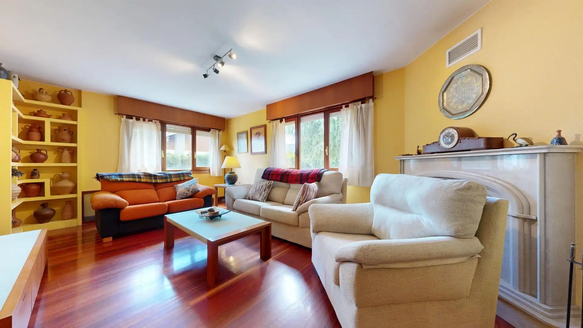 Sala de estar de Casa o chalet en venta en Valle de Mena con Calefacción, Jardín privado y Terraza