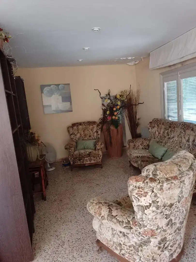 Sala d'estar de Casa adosada en venda en Sabiñán, Zaragoza