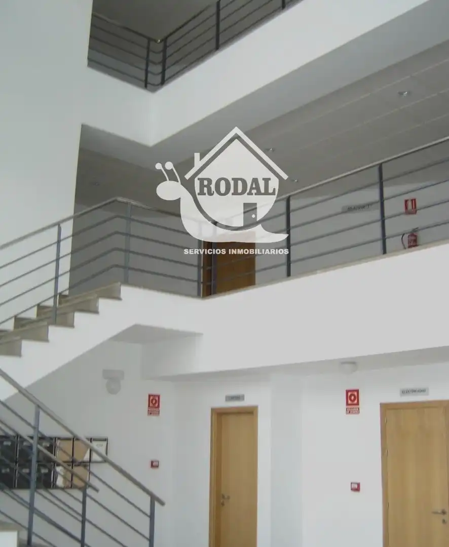 Oficina de alquiler en carbón, El Ingenio