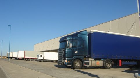 Foto 5 von Fabrikhallen zum Verkauf in Calle Los Ángeles, 62, La Muela, Zaragoza