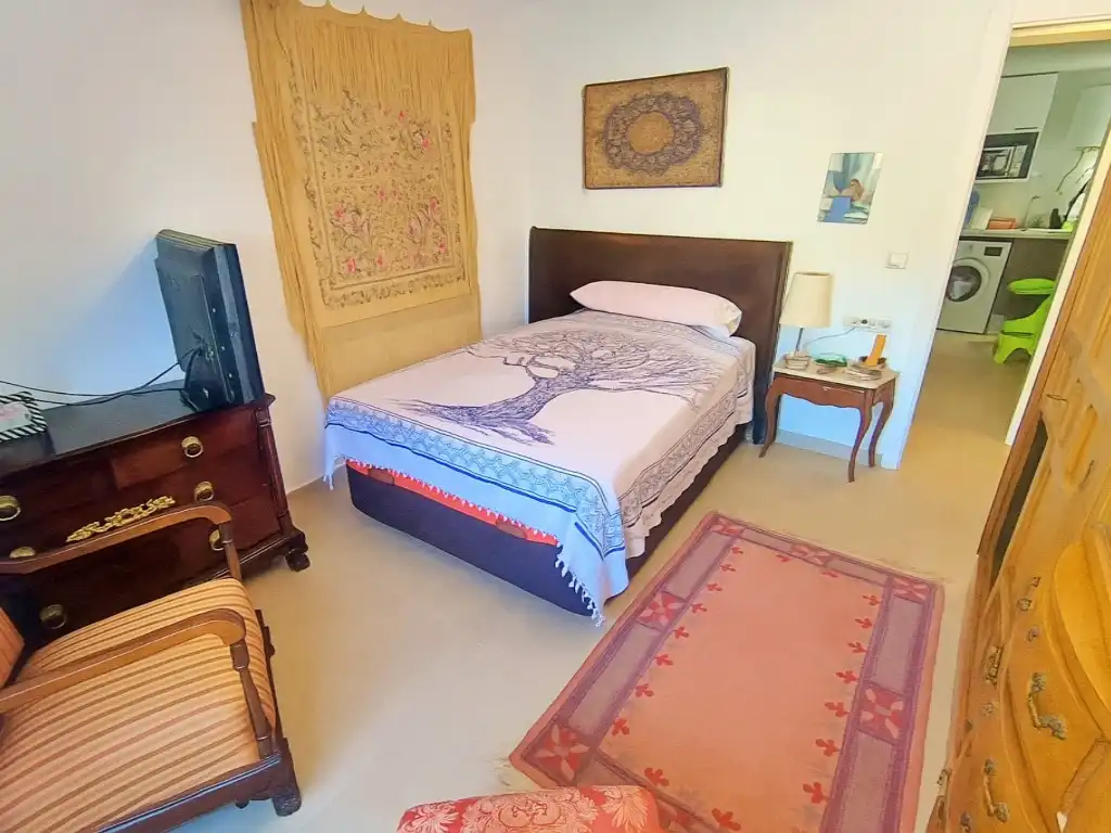 Habitación de Piso en venta en Oliva con Aire acondicionado y Balcón