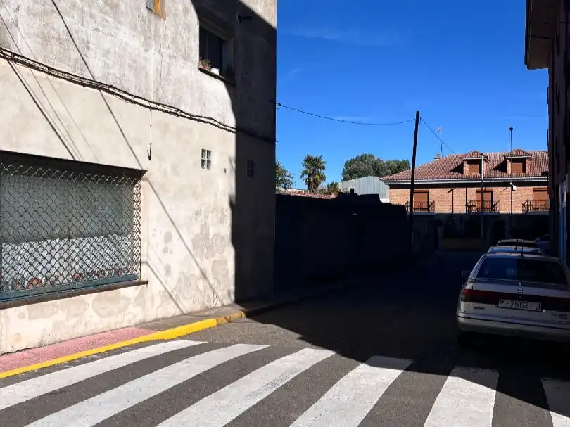 Residential land for sale in Calle Doctor Fleming 8, imagen 2