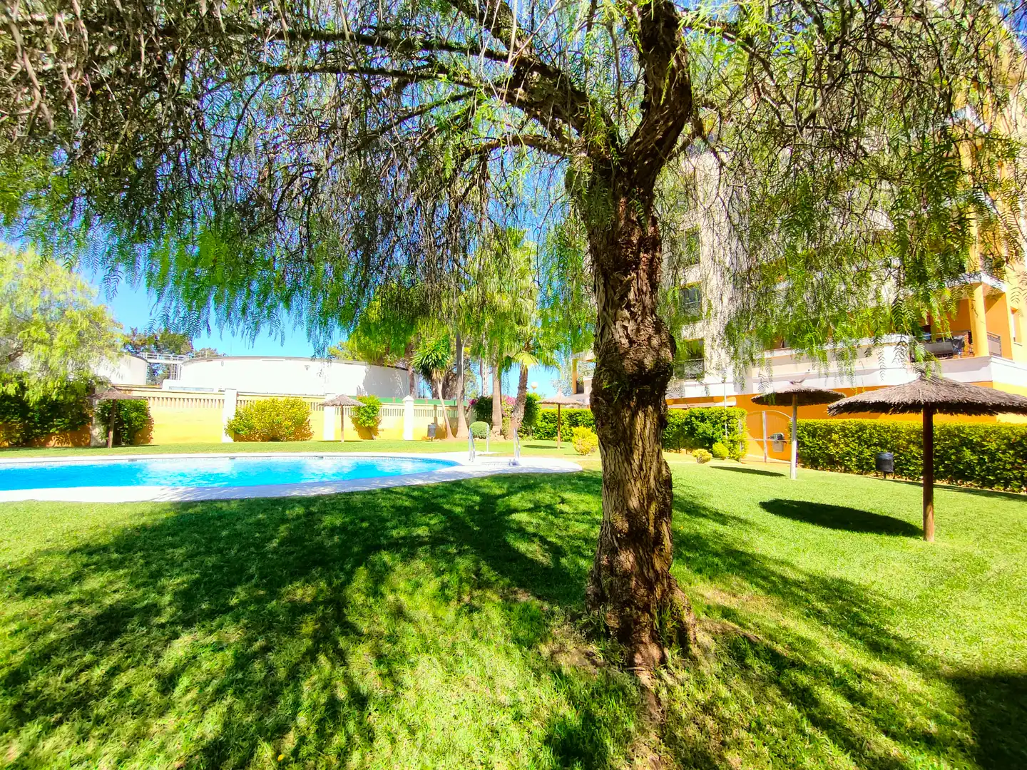 Piso con terraza en venta en Serafin Alvarez Campana 7, imagen 2