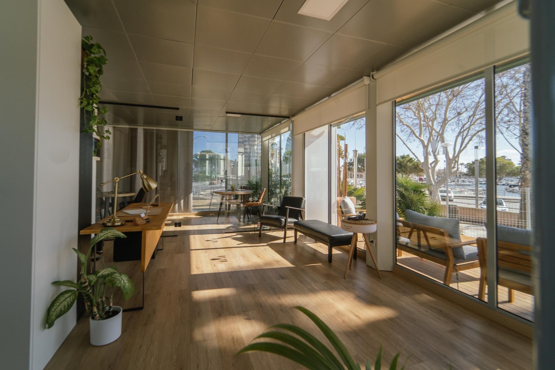 Sala d'estar de Oficina de lloguer en  Palma de Mallorca amb Aire condicionat, Calefacció i Terrassa