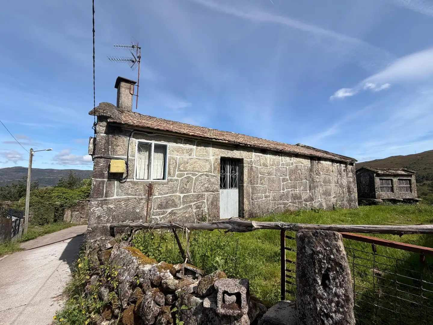 Haus mit Garten zum Verkauf in Covelo, imagen 3