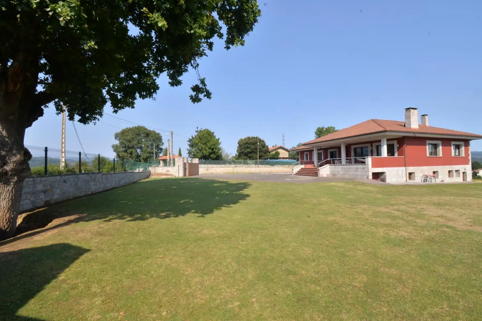 Casa o chalet en venta en Oviedo  con Calefacción, Jardín privado y Terraza