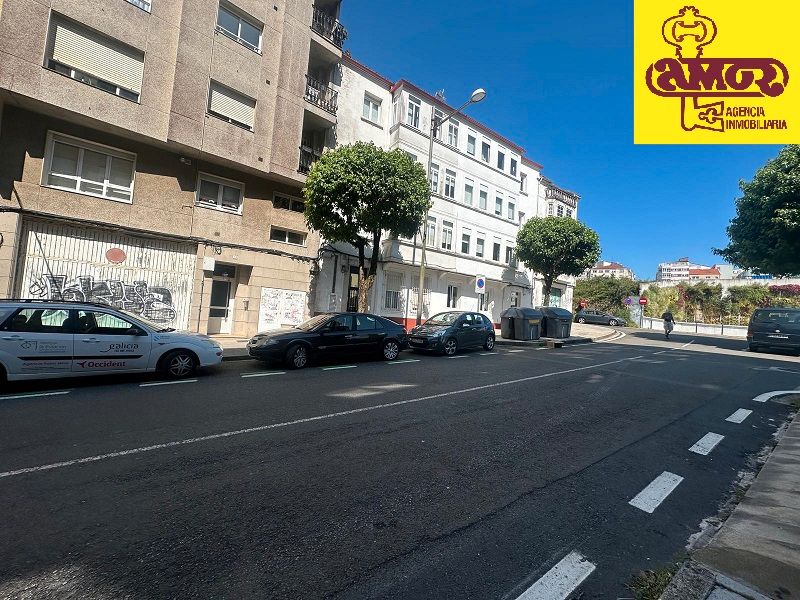 Exterior view of Premises for sale in Santiago de Compostela 