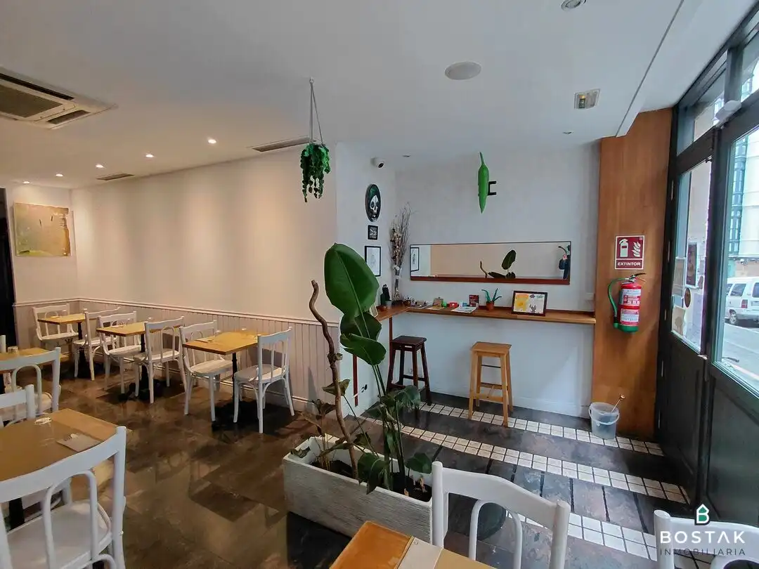 Local comercial en alquiler en Ibaiondo, imagen 10