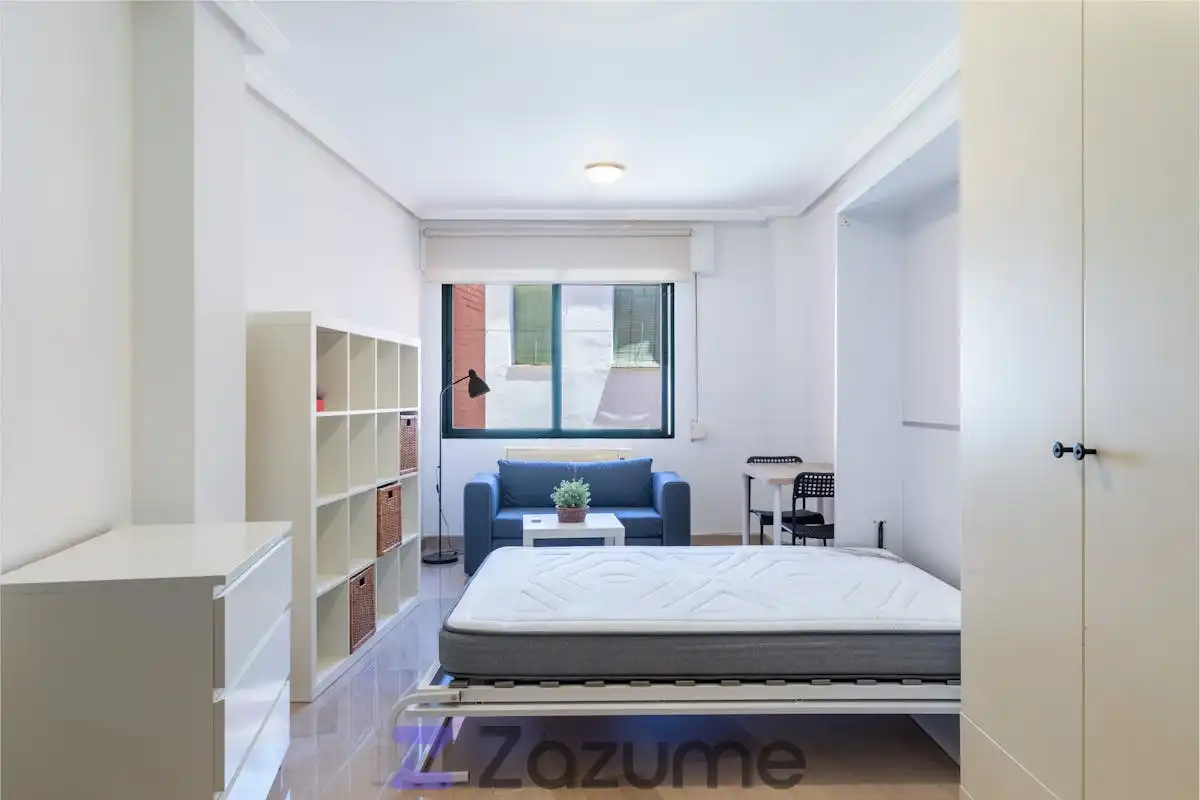 Wohnung zur Miete in C. de Leganitos, Palacio