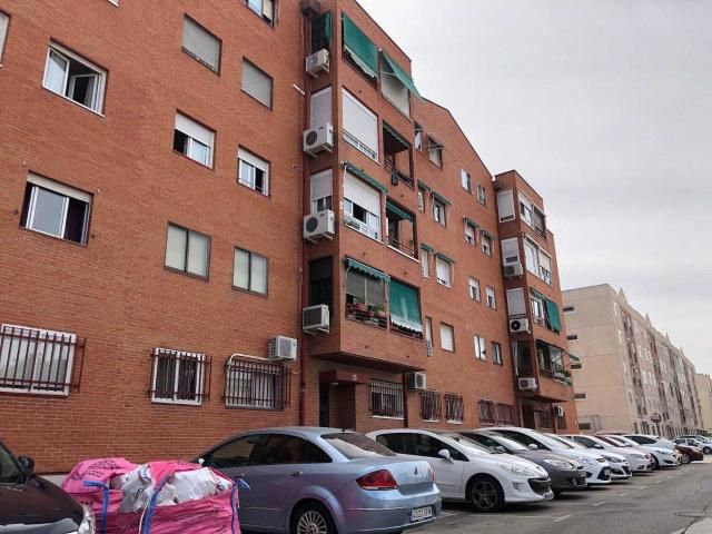 Exterior view of Flat for sale in San Fernando de Henares  with Storage room