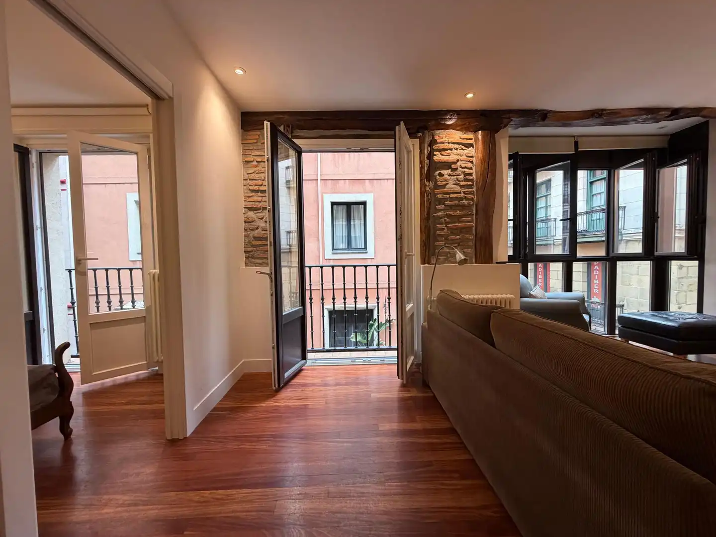 Piso en venta en Bilbao  con Balcón