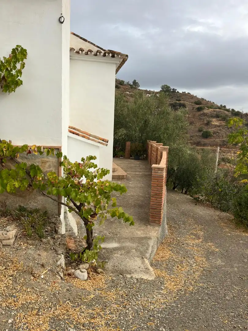 Garten von Country house zur Miete in Riogordo mit Privatgarten, Schwimmbad und Möbliert