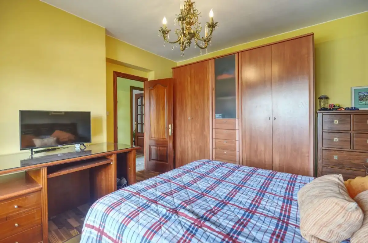 Habitación de Nave industrial en venta en Cambre 