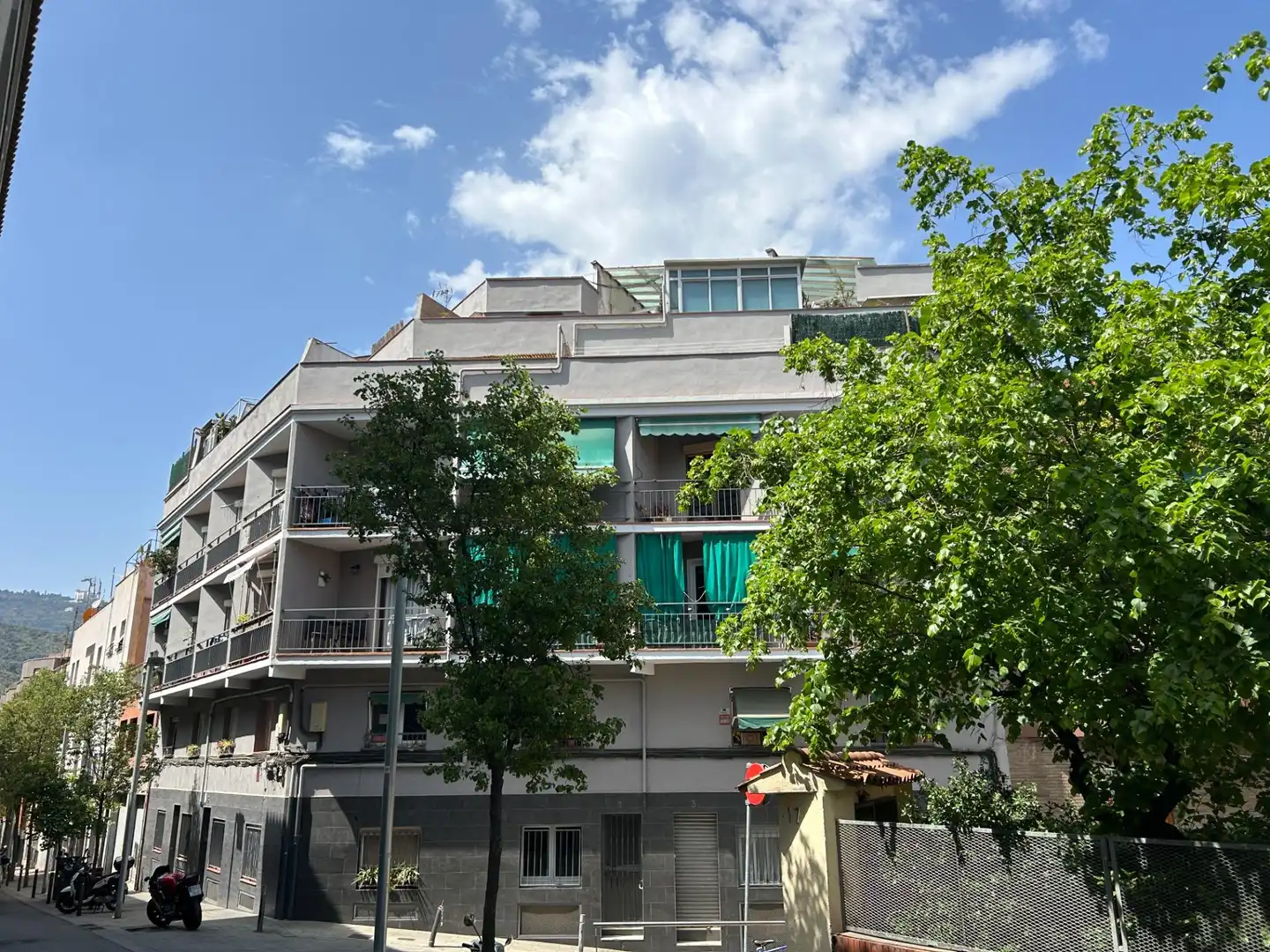 Außenansicht von Büro zum Verkauf in  Barcelona Capital