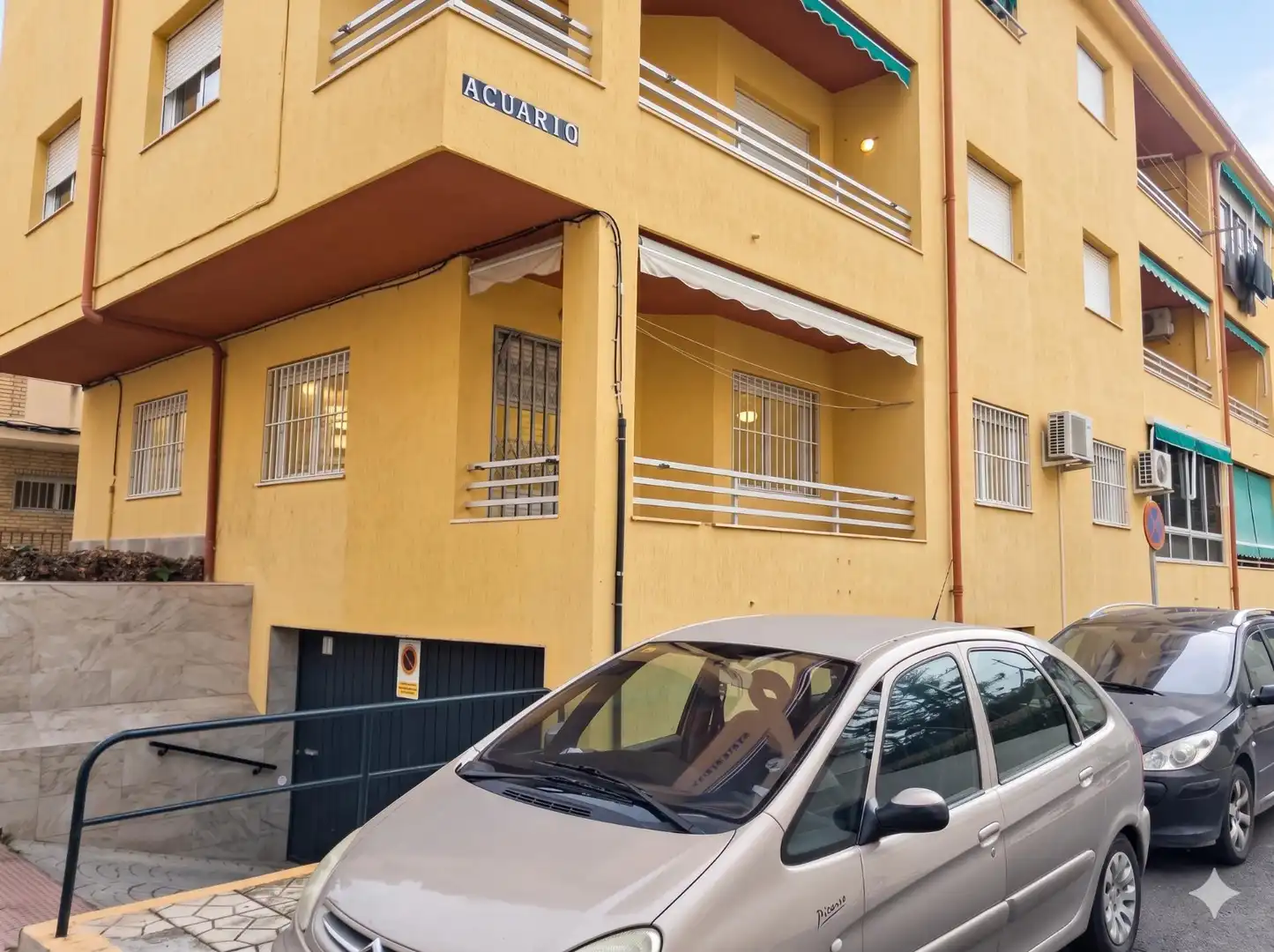 Vista exterior de Piso en venta en Almuñécar con Calefacción, Amueblado y Balcón