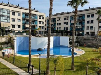 Piscina de Apartament en venda en Santa Pola amb Aire condicionat, Calefacció i Jardí privat