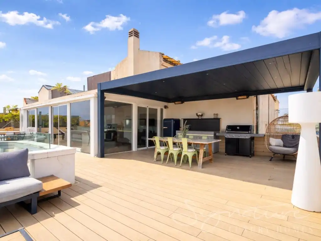 Penthouse mit Aufzug zur Miete in Calle Arago