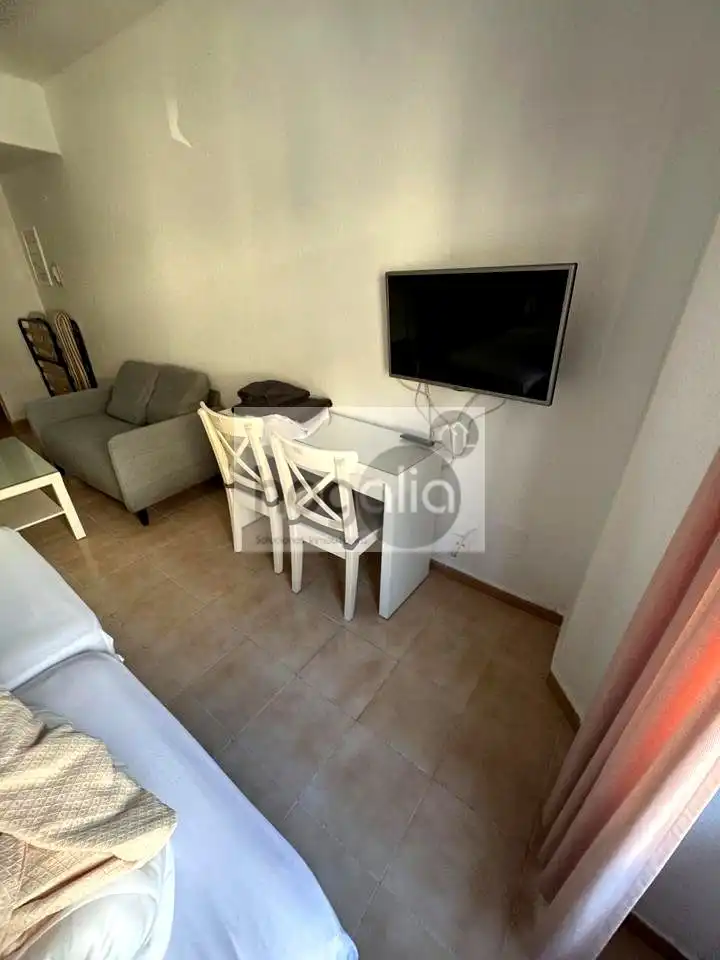 Wohnzimmer von Wohnung zur Miete in Sevilla mit Klimaanlage und Möbliert