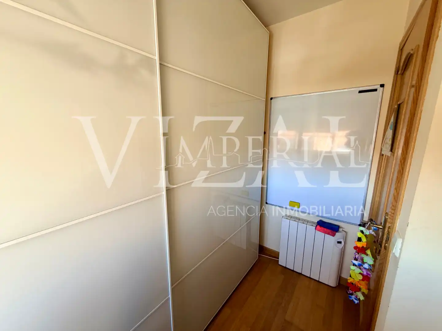 Habitación de Casa adosada en venta en Argés con Aire acondicionado, Calefacción y Amueblado