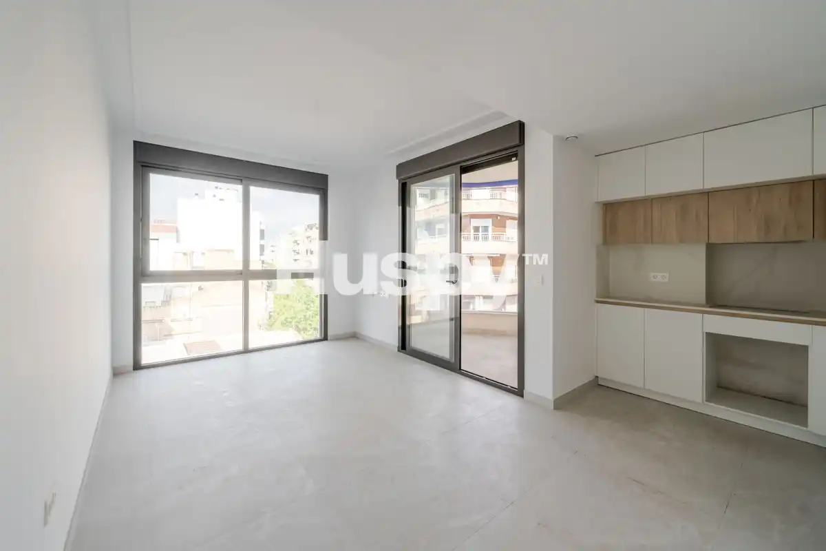 Wohnung mit Pool zum Verkauf in Calle Ramón Gallud